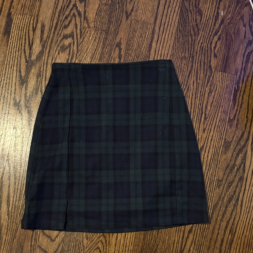 Brandy Melville Black and Green Pencil Mini Skirt